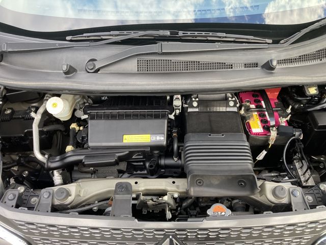 MITSUBISHI ek X 2020