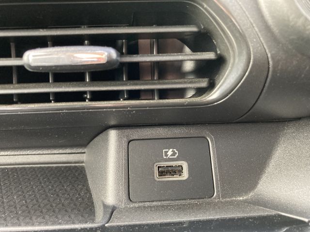 MITSUBISHI ek X 2020