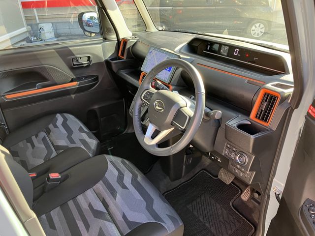 DAIHATSU TANTO FAN CROSS 2023