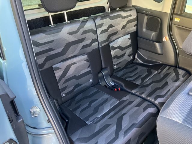 DAIHATSU TANTO FAN CROSS 2023