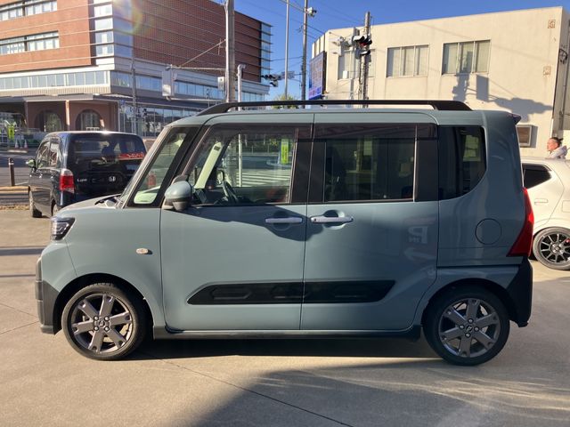 DAIHATSU TANTO FAN CROSS 2023