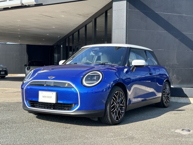 BMW MINI COOPER 2024