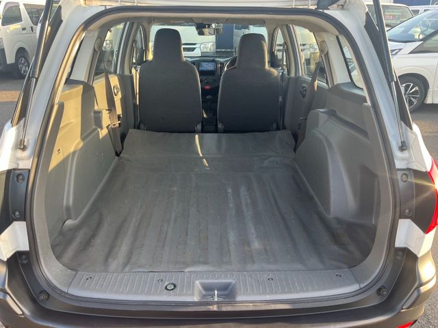 NISSAN NV150 AD 2WD 2020