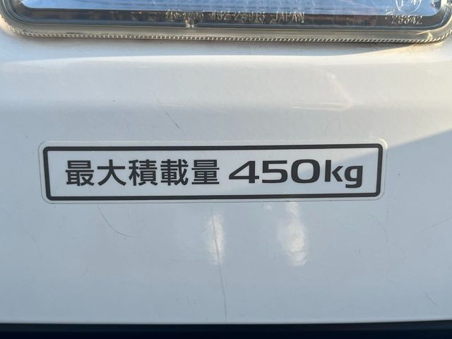 NISSAN NV150 AD 2WD 2020