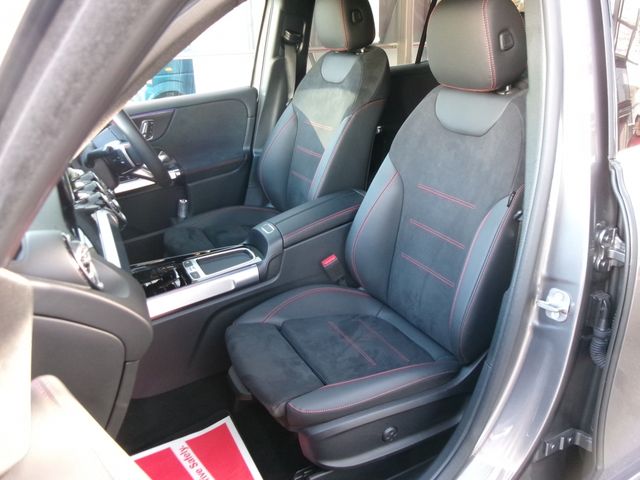 MERCEDES BENZ MERCEDES BENZ GLB 2024