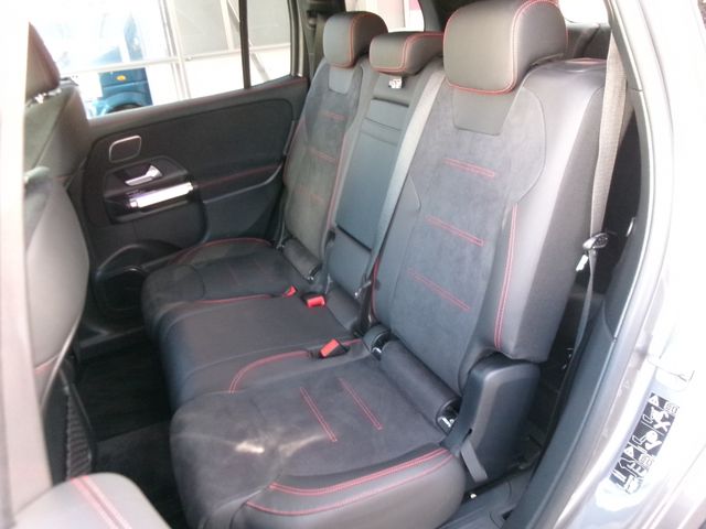 MERCEDES BENZ MERCEDES BENZ GLB 2024