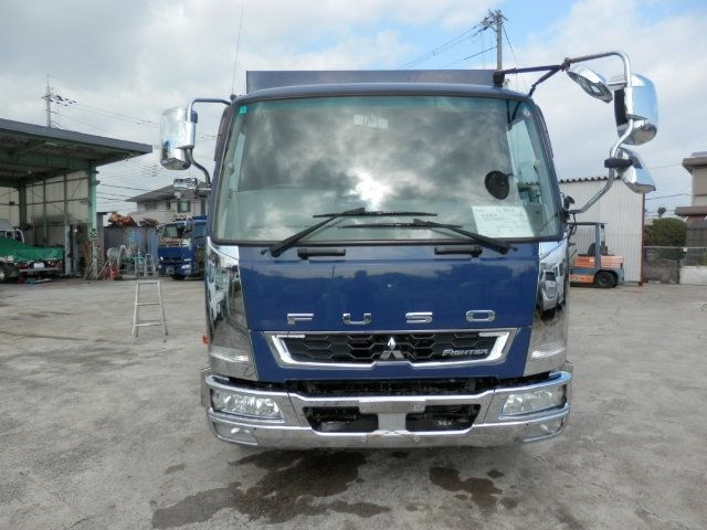 MITSUBISHI FUSOU FIGHTER 2014