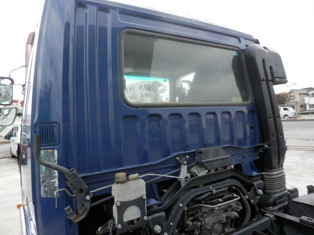 MITSUBISHI FUSOU FIGHTER 2014