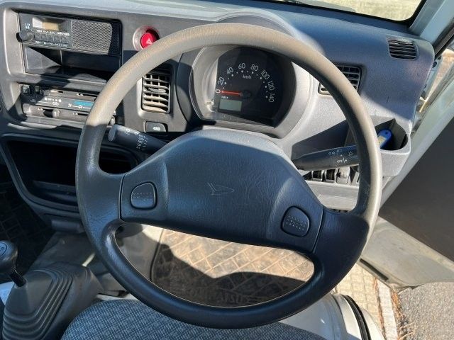 DAIHATSU HIJET truck 4WD 2012