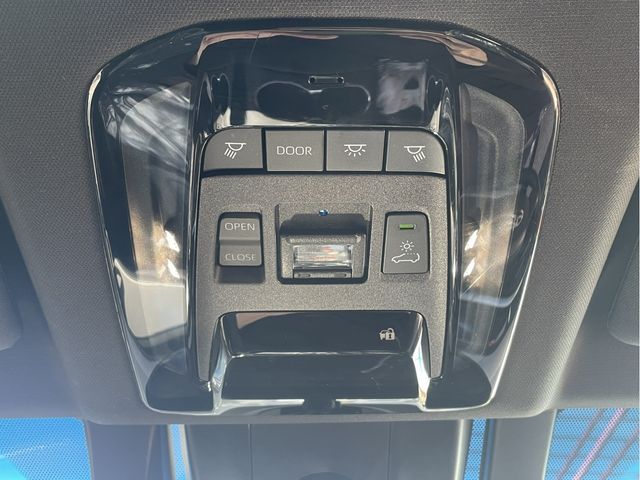 TOYOTA HARRIER 2WD 2022