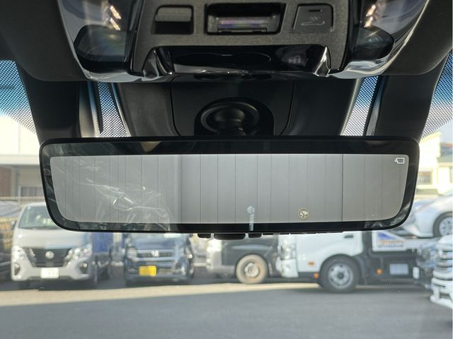 TOYOTA HARRIER 2WD 2022