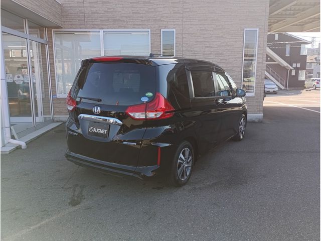 HONDA FREED plus HYBRID 2021