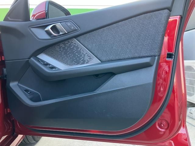 BMW BMW 1series 2025