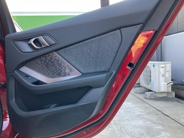 BMW BMW 1series 2025