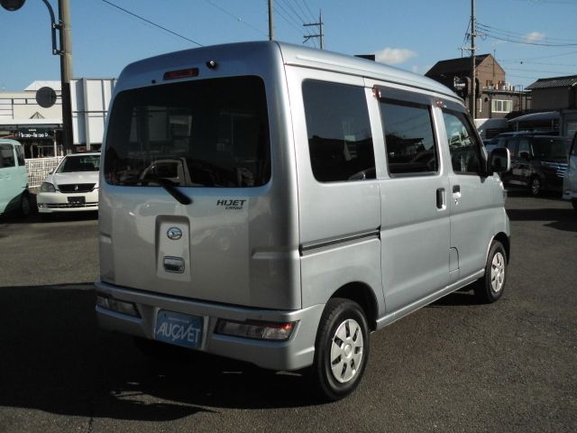 DAIHATSU HIJET CARGO 2021