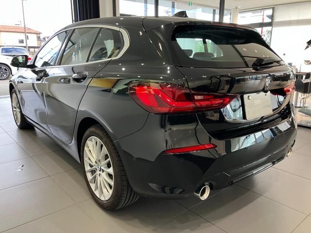 BMW BMW 1series 2024