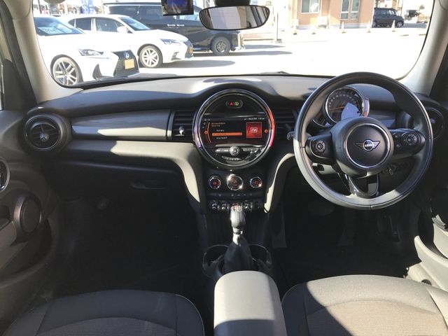 BMW MINI COOPER D 5DOOR 2019