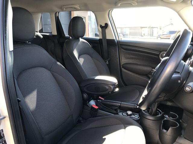 BMW MINI COOPER D 5DOOR 2019