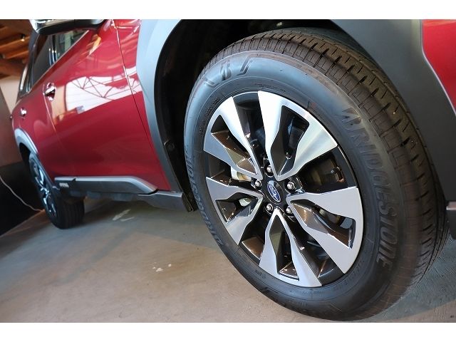 SUBARU LEGACY OUTBACK 2025