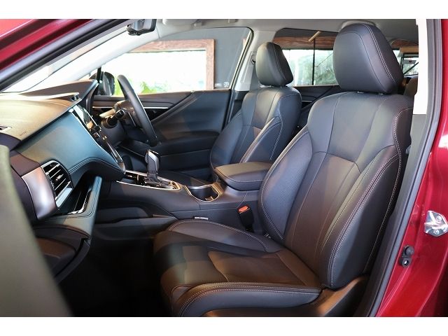 SUBARU LEGACY OUTBACK 2025