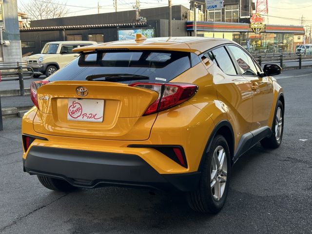 TOYOTA C-HR 2022