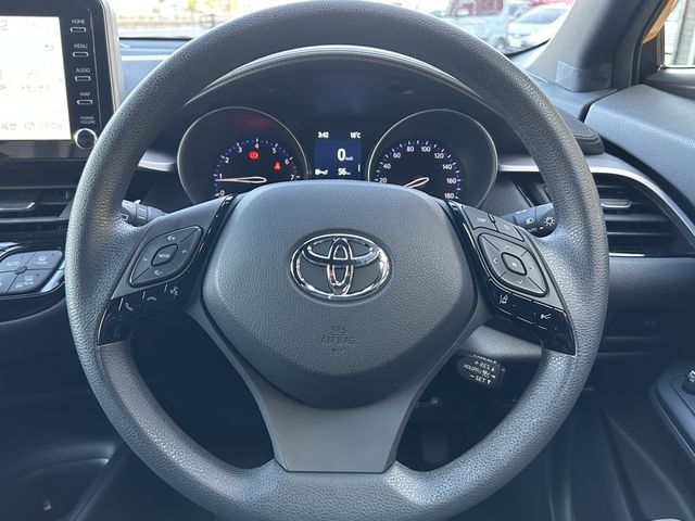 TOYOTA C-HR 2022