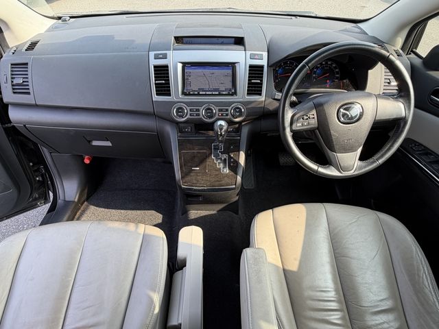MAZDA MPV 2010