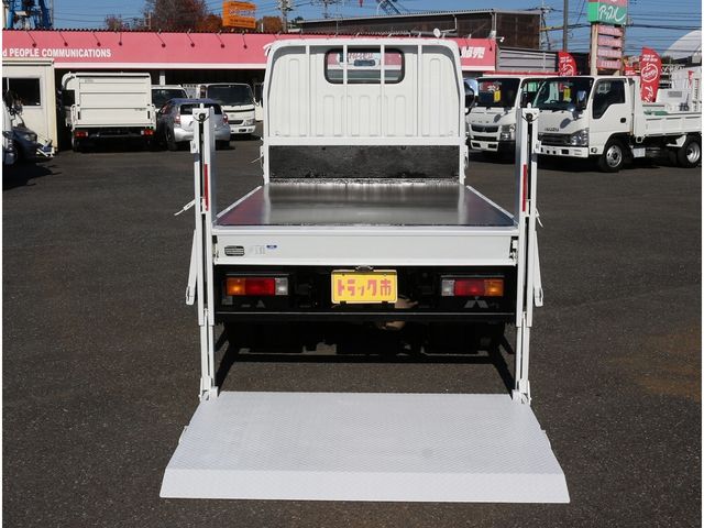 MITSUBISHI CANTER 2014