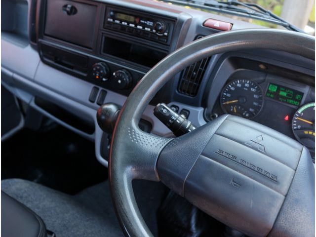 MITSUBISHI CANTER 2014