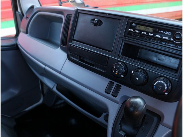 MITSUBISHI CANTER 2014