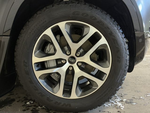 ROVER ROVER DEFENDER 2023