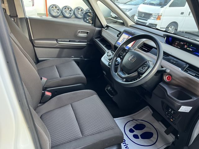 HONDA FREED HYBRID 2020