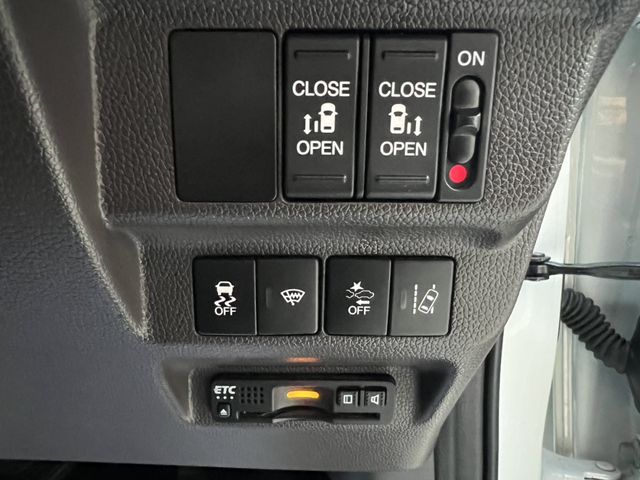 HONDA FREED HYBRID 2020