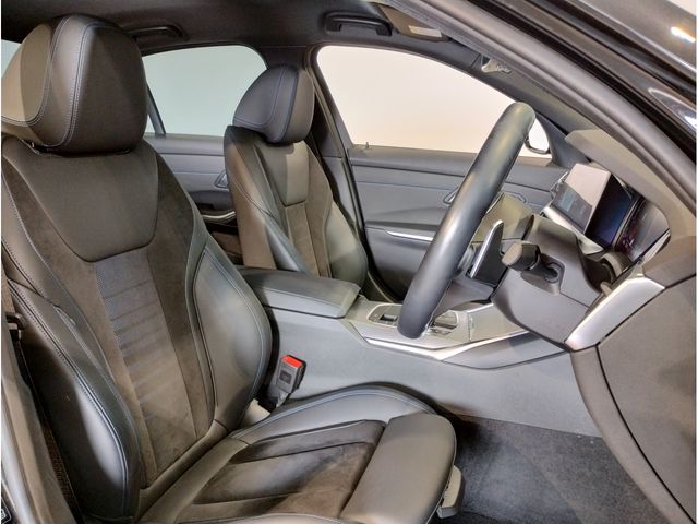 BMW BMW 3series sedan 2022