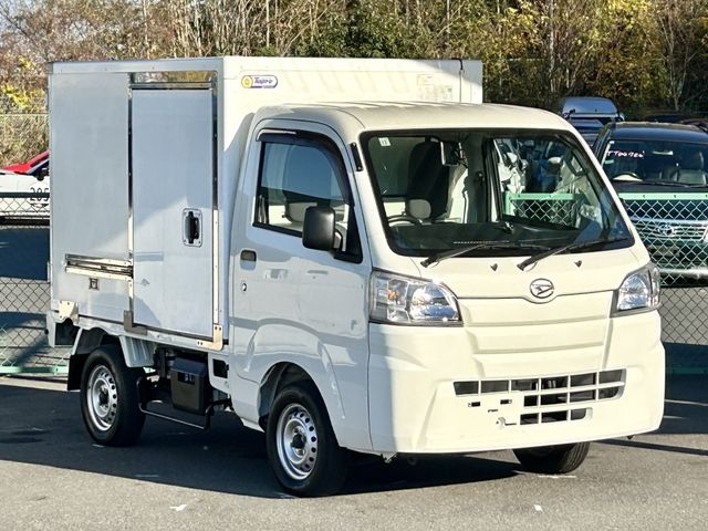 DAIHATSU HIJET truck 2018