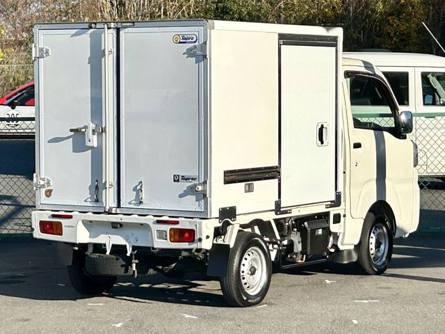DAIHATSU HIJET truck 2018
