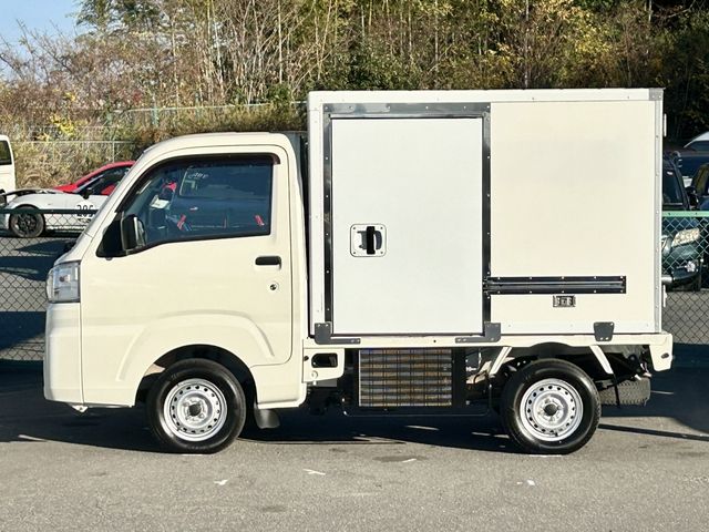 DAIHATSU HIJET truck 2018