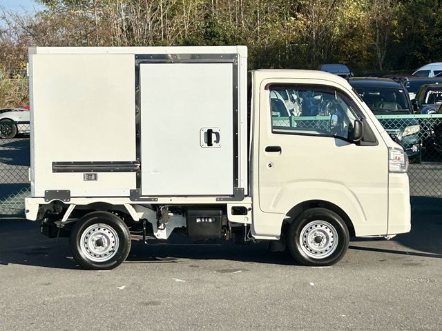 DAIHATSU HIJET truck 2018