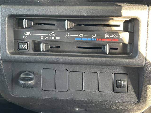 DAIHATSU HIJET truck 2018