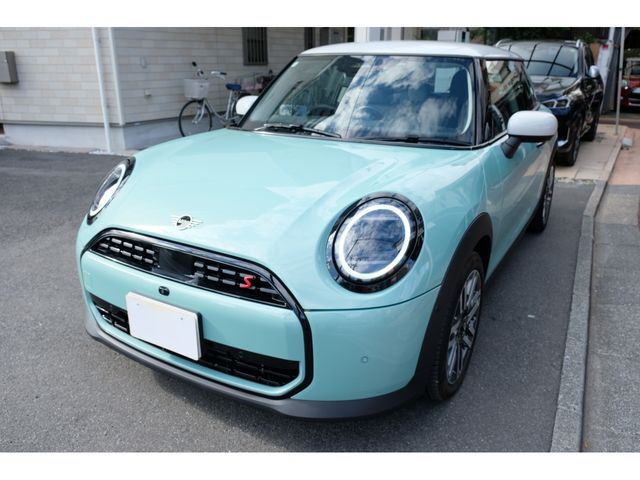BMW MINI COOPER 2024