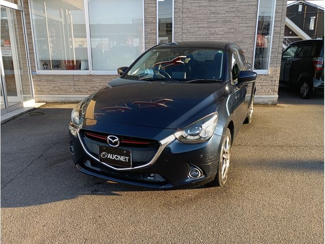 MAZDA DEMIO 4WD 2015