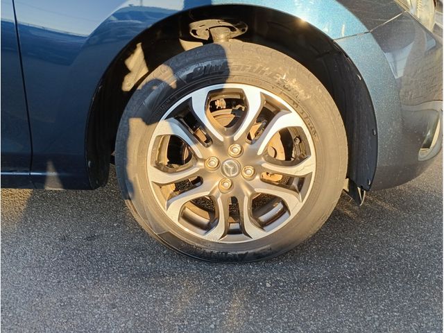 MAZDA DEMIO 4WD 2015