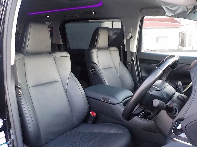 TOYOTA VELLFIRE 2018