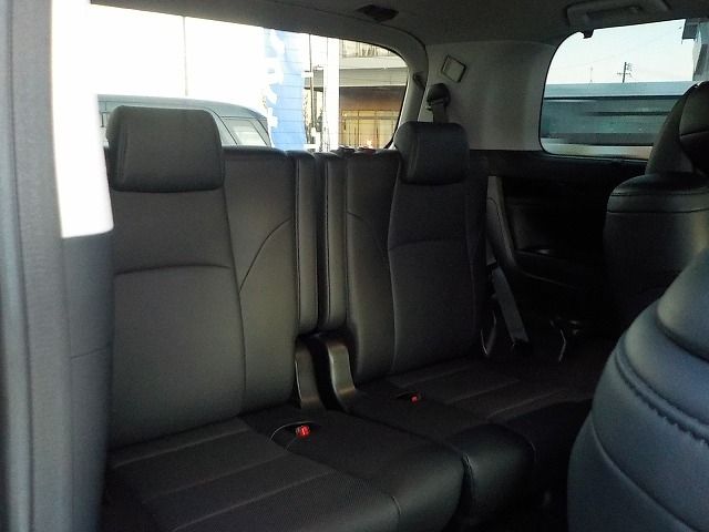 TOYOTA VELLFIRE 2018