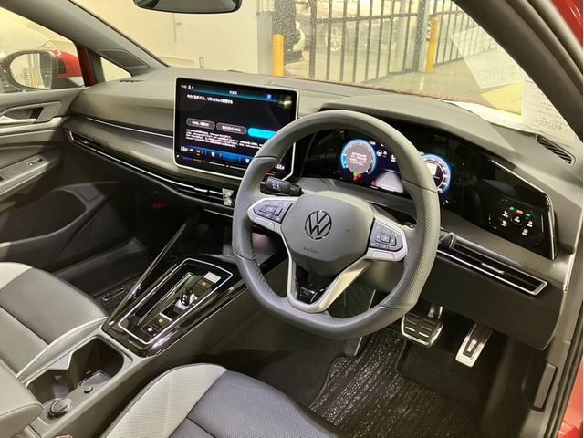 VOLKSWAGEN VOLKSWAGEN GOLF 2025