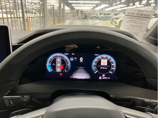 VOLKSWAGEN VOLKSWAGEN GOLF 2025