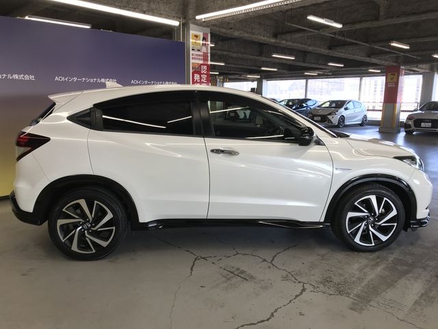 HONDA VEZEL HYBRID 2017