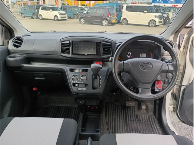 DAIHATSU MIRA e:S 4WD 2018