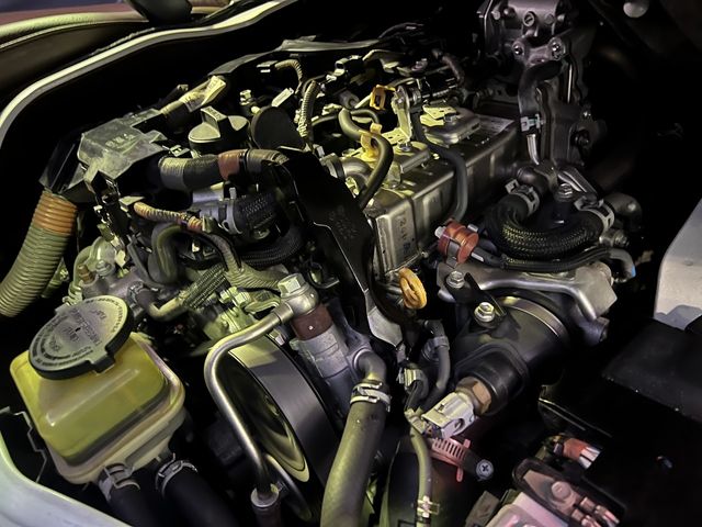 TOYOTA HIACE van 4WD 2018