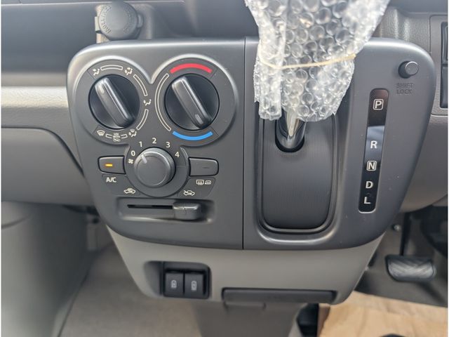 SUZUKI EVERY van 4WD 2024